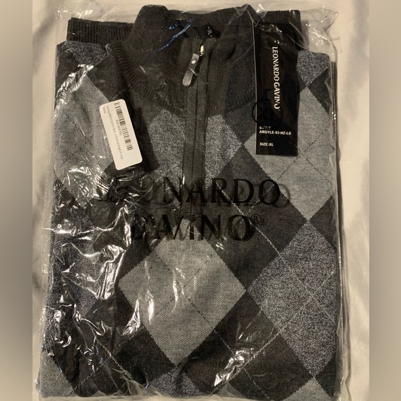 Men’s half zip pullover argyle sweater - Picture 1 of 3